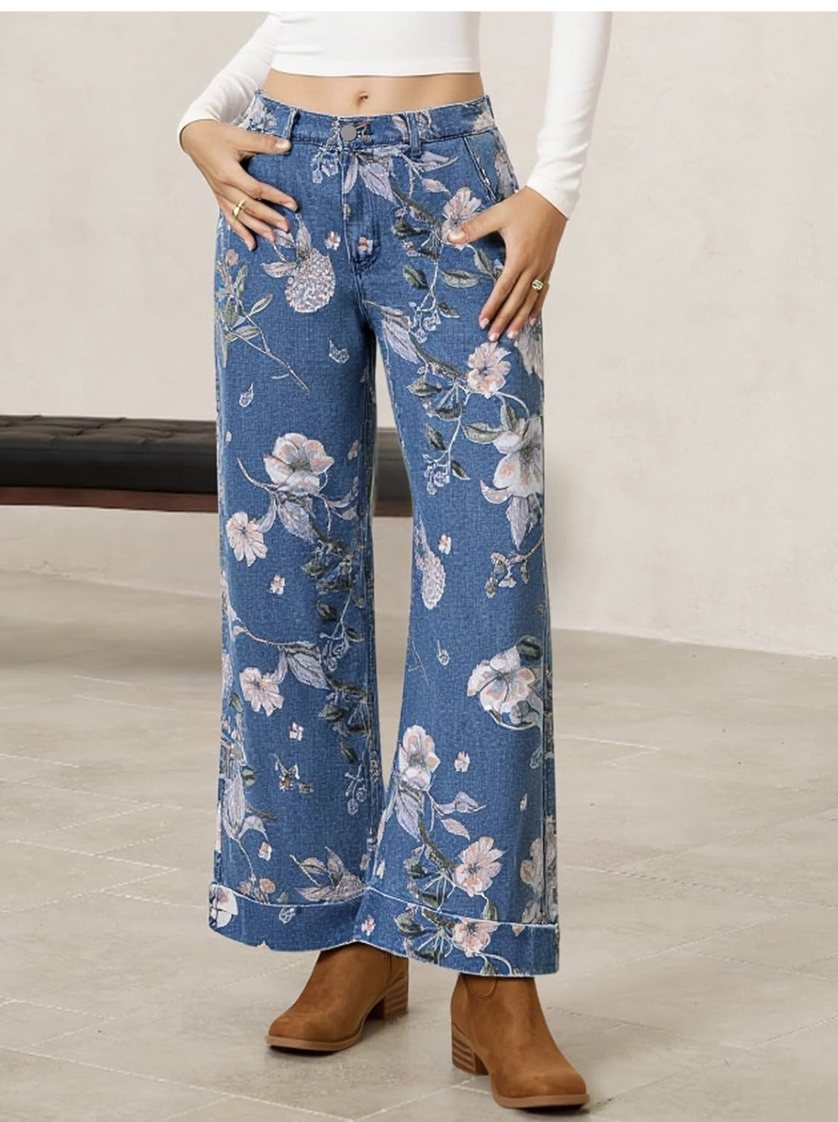 🌿HOT DEAL 50% OFF! 👖 Women’s Cropped Jeans – Chic Floral Print & Relaxed Wide-Leg Fit ☀️✨
