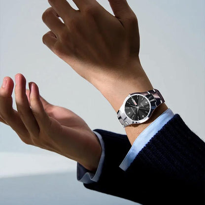 Men's Casual And Business Round Dial Quartz Watch