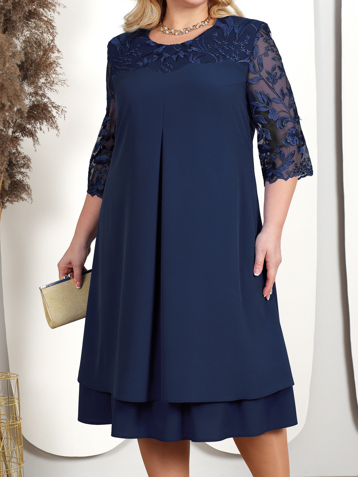 ⏳Women Embroidered Chiffon Splicing Round Neck Dress