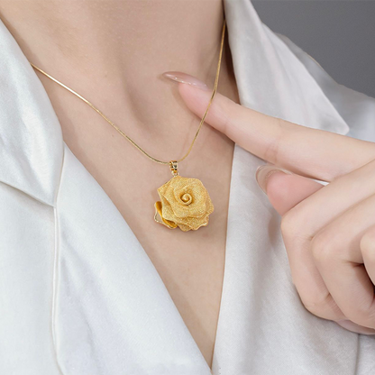 3D Rose & Pearl Double Layered Necklace