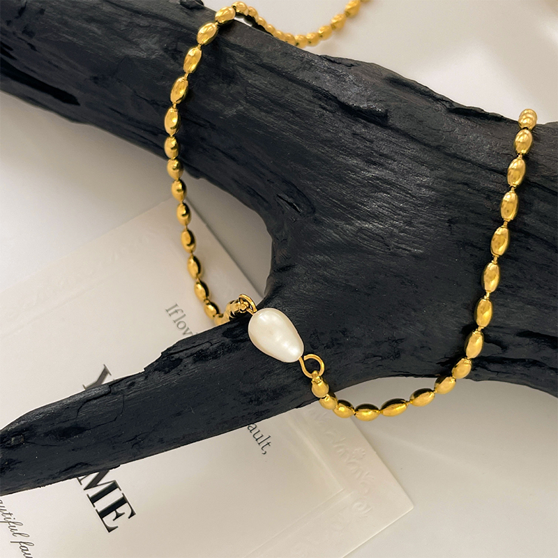 Elegant Freshwater Artificial Pearl Necklace