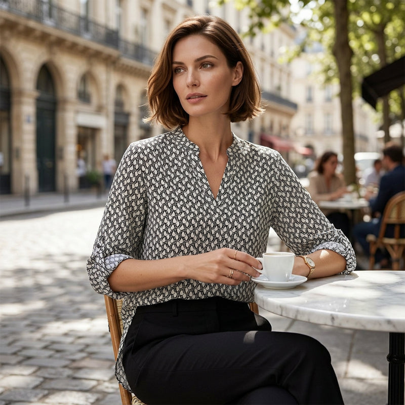 Women's Geometric Print V-Neck Blouse
